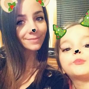 Meet your Posher, Karine